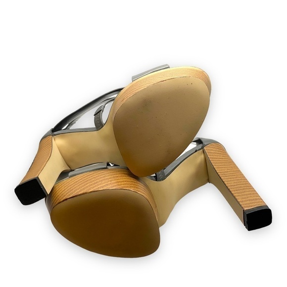 𝅺just Fab Hazel Gray and Brown Platform Heeled Sandals | Size 8.5 - Picture 12 of 15